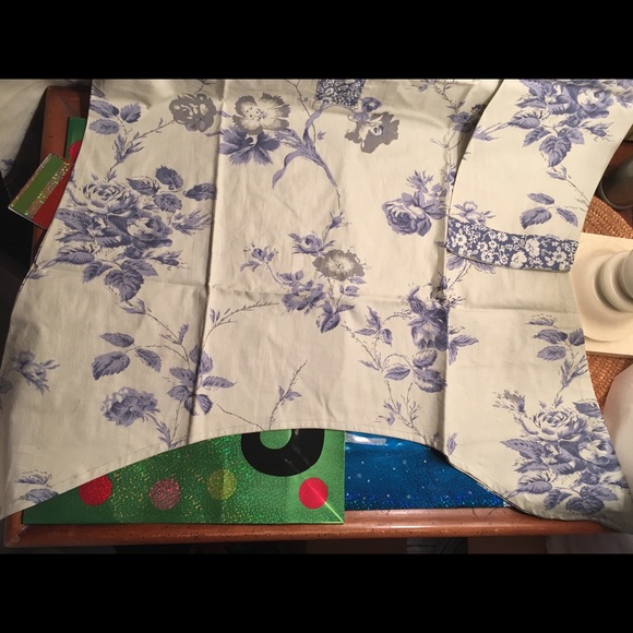 Pajama set - Picture 6 of 7